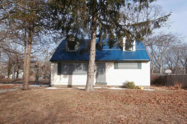 178 Stanley Drive, Centereach, NY 11720 