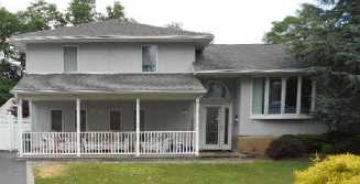 9 Cynthia  Lane, East Islip, NY 11730 