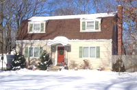15 Argonne Rd E, Hampton Bays, NY 11946 