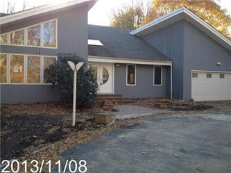 83 East Gate Drive, Huntington, NY 11743 