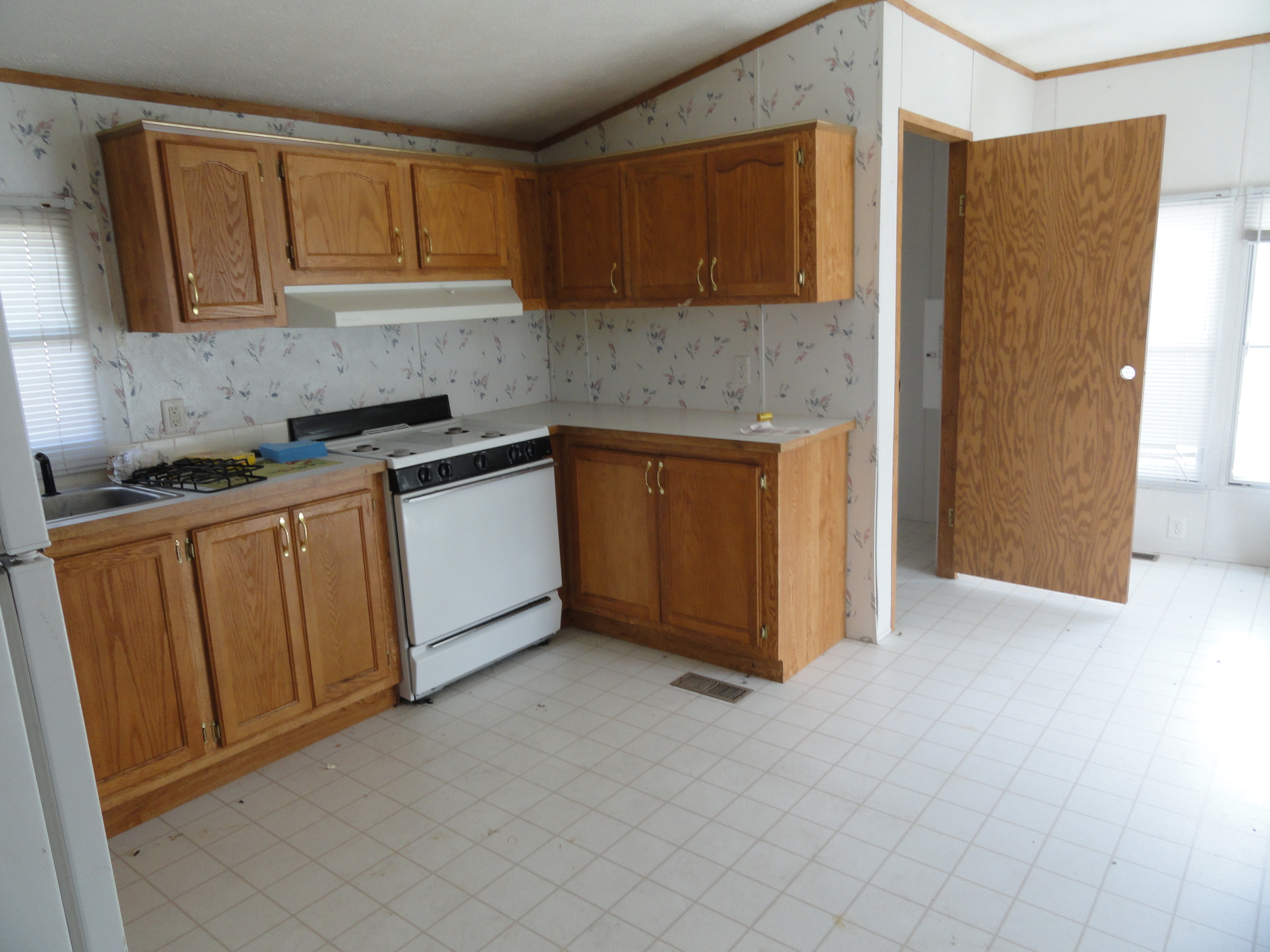 4711 Walnut Rd L-4, Buckeye Lake, OH 43008