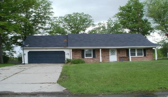 220 Lakeview Drive, Defiance, OH 43512 
