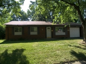 400 DONNINGTON DRIVE, WEST CARROLLTON, OH 45449