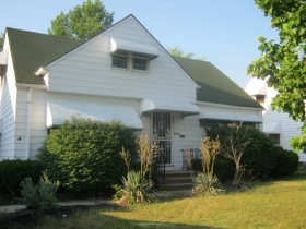 19821 STOCKTON AVEN, MAPLE HEIGHTS, OH 44137 