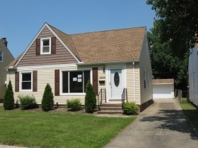 13205 MAPLE LEAF DR, GARFIELD HEIGHTS, OH 44125 