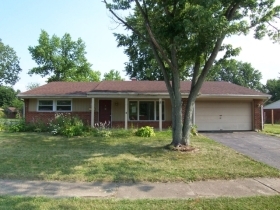 302 OLDHAM WAY, ENGLEWOOD, OH 45322 