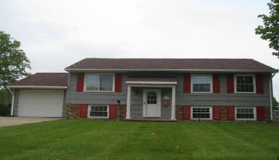 2930 Center Avenue, Alliance, OH 44601 