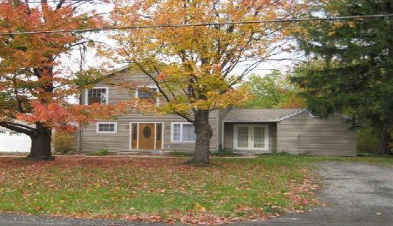 8472 Music Street, Russell Township, OH 44022 