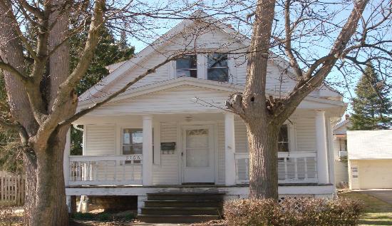 5166 Stanley Avenue, Maple Heights, OH 44137 