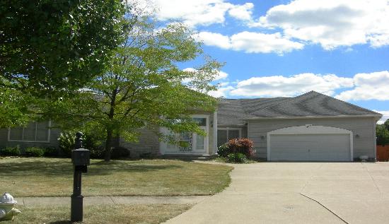 459 Westchester Drive, Akron, OH 44313 