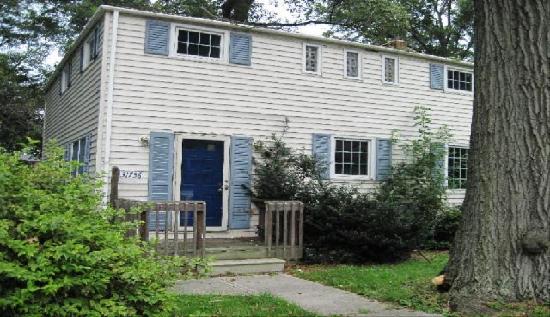 31756 Lake Road, Avon Lake, OH 44012 
