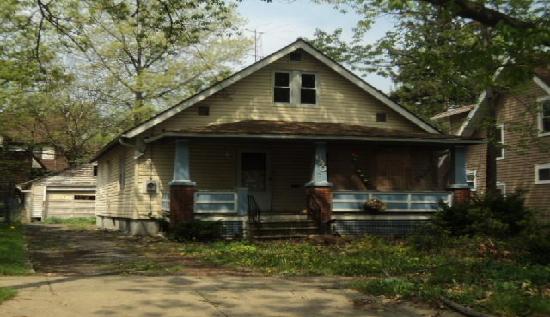 640 Glendora Avenue, Akron, OH 44320 