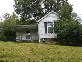 263 E STATE ST, CLEVES, OH 45002 