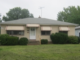 15913 EVENINGSTAR A, MAPLE HEIGHTS, OH 44137 