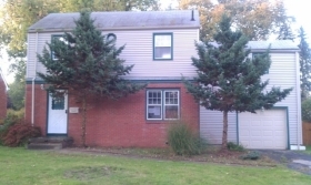 240 FOREST PARK DR, YOUNGSTOWN, OH 44512 