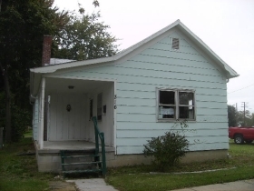 316 E HIGH ST, FOSTORIA, OH 44830 
