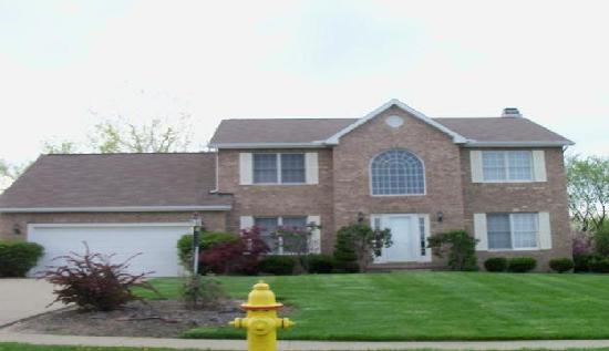 11886 Greyfriars Circle, North Royalton, OH 44133 