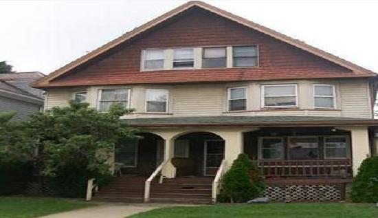 1346-1348 Thoreau Avenue, Lakewood, OH 44107 