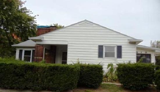 813 East Dorothy Lane, Kettering, OH 45419 
