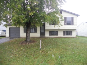 801 CHERRY BUD DR, COLUMBUS, OH 43228 