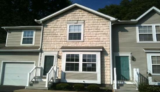 3207 Deer Trail Unit A, Cortland, OH 44410 
