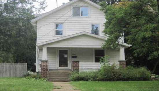 1609 W Market St, Orrville, OH 44667 