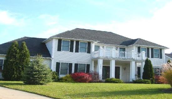 3279 Suffolk Downs, Stow, OH 44224 