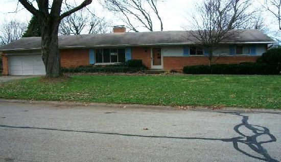 295 Cherry Dr, Centerville, OH 45459 