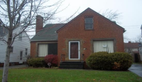 3801 Grosvenor Rd, South Euclid, OH 44118 