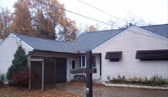 4541 Canterbury Road, North Olmsted, OH 44070 