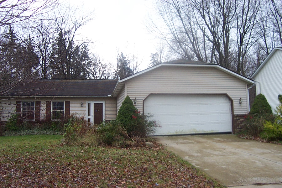 1200 Heatherstone Drive, Painesville, OH 44077 