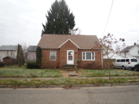 996 Clara Ave, Akron, OH 44306 