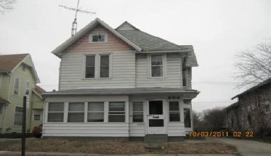 864 Colburn Street, Toledo, OH 43609 