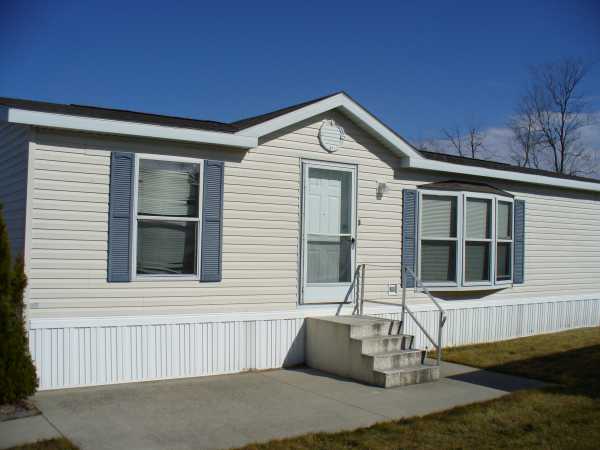 613 Lakeridge Drive, Lima, OH 45804 