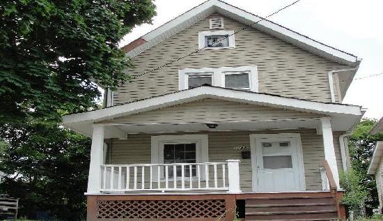 1282 Andrus Street, Akron, OH 44301 