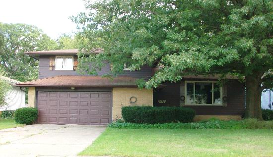 7317 Meadow Lane, Parma, OH 44134 