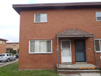 16216 Maplewood Ct, Maple Heights, OH 44137 