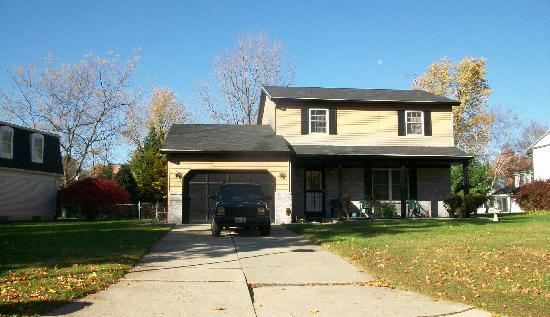 1003 Loch Lomond Avenue, Toledo, OH 43607 