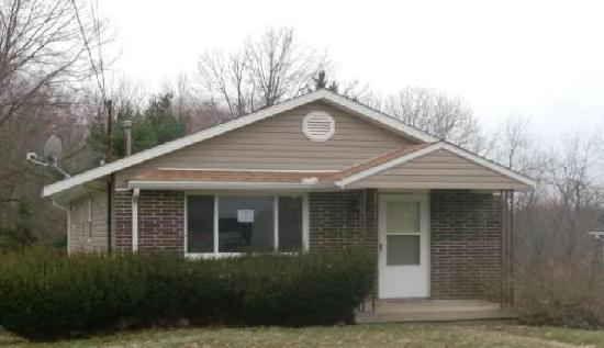 332 Celia Avenue, Akron, OH 44312 