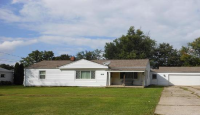 31 Foster Drive, New Middletown, OH 44442 