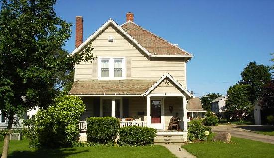 414 Dale Avenue, Willard, OH 44890 