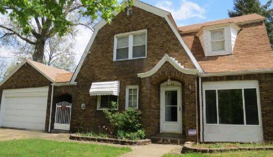 2203 Guadalupe Ave, Youngstown, OH 44504 