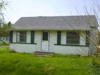 677 N Howard St, Sabina, OH 45169 
