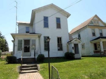 235 W Water St, Greenville, OH 45331 