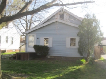 324 E 324th St, Willowick, OH 44095 