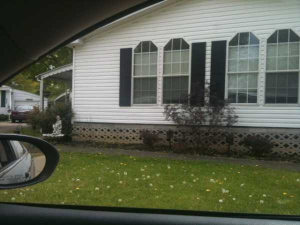 354 Lark Lane, Elyria, OH 44035 