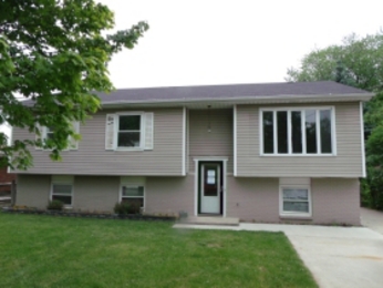 1154 Ogontz Ave, Maumee, OH 43537 
