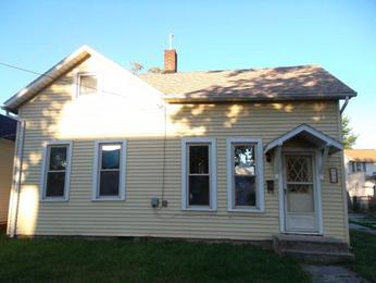320 Lyme St, Bellevue, OH 44811 