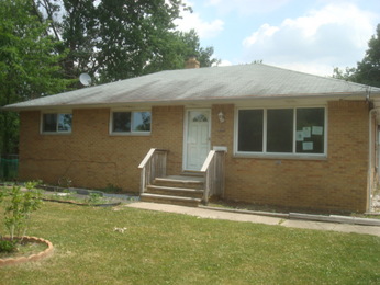 6275 Dellrose Dr, Parma Heights, OH 44130 