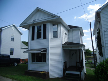 346 Sand St, Crooksville, OH 43731 